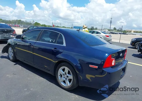 2011 Chevrolet Malibu Ls z USA, uszkodzony, nr VIN 1G1ZB5E13BF270204